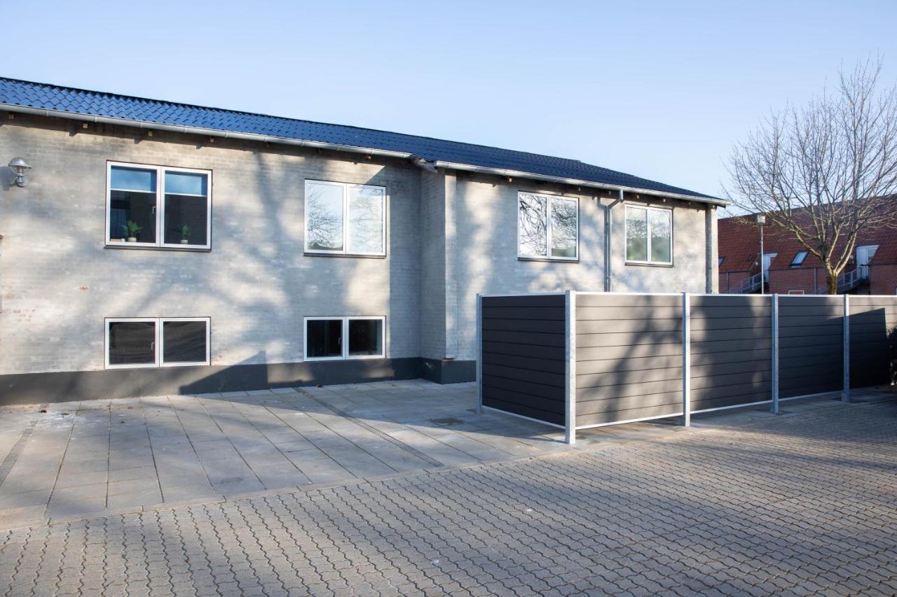 Grindsted - Billund Holiday Rooms エクステリア 写真