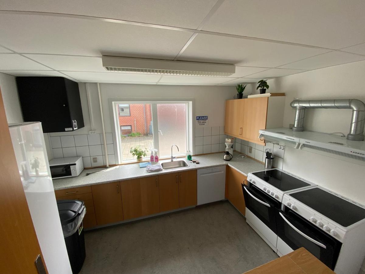 Grindsted - Billund Holiday Rooms エクステリア 写真